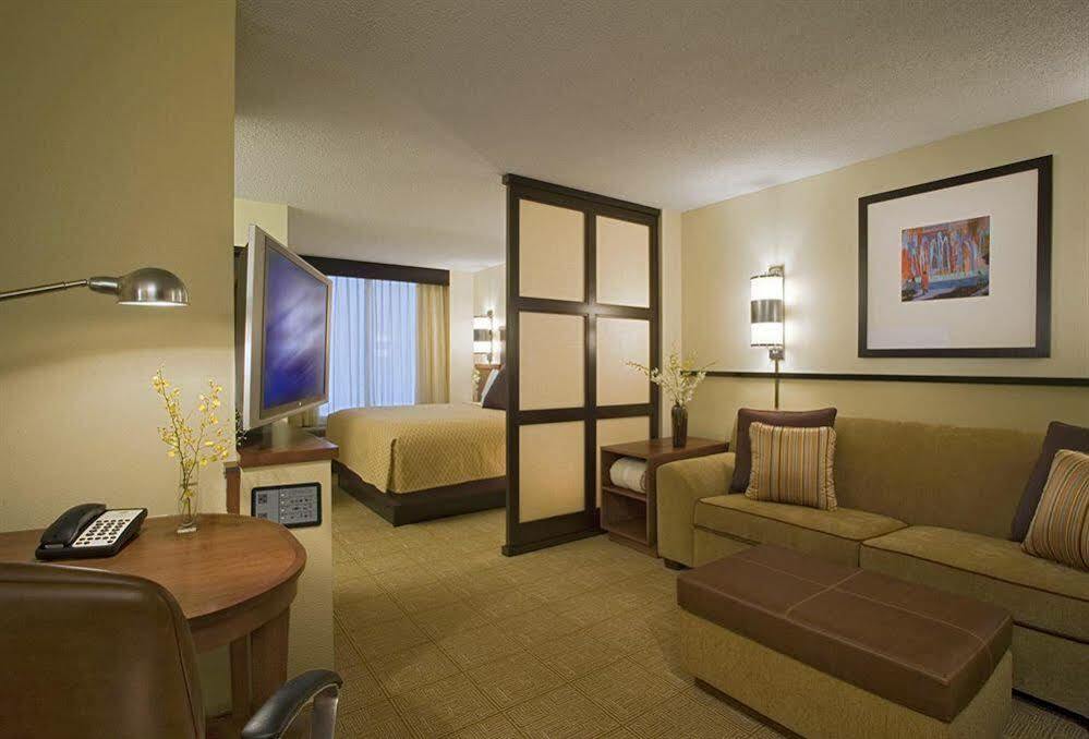 Hyatt Place Atlanta Alpharetta North Point Mall Eksteriør billede